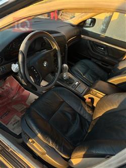 بی ئێم دەبڵیو سیریەس 7